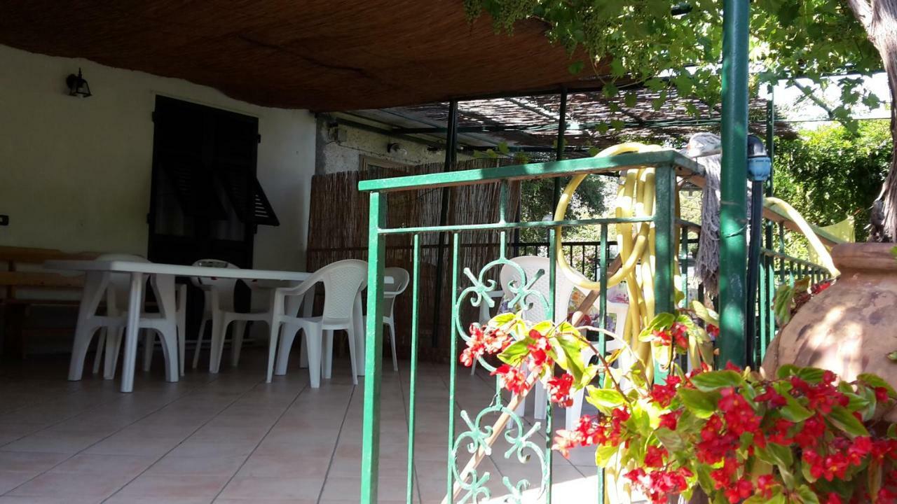 Come A Casa Deiva Marina Exteriör bild
