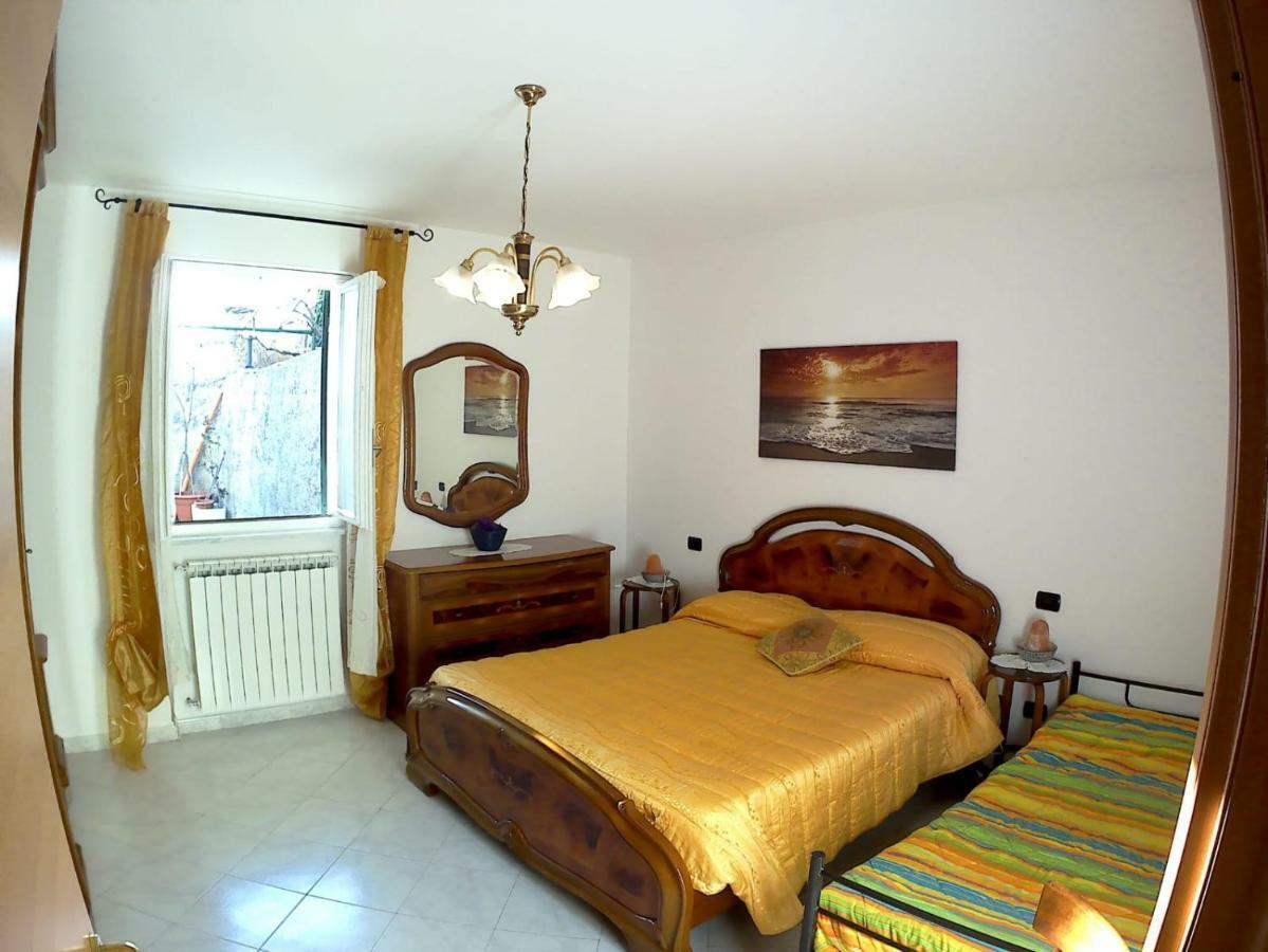 Come A Casa Deiva Marina Exteriör bild